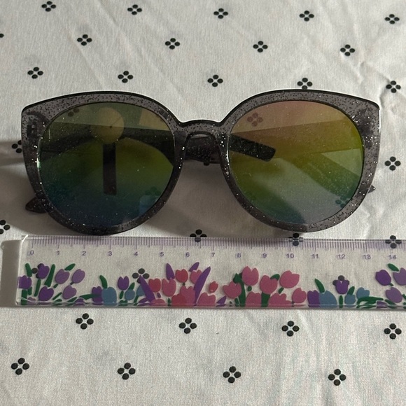 Accessories - Glittery Black Sunglasses with Gradient Rainbow Lenses